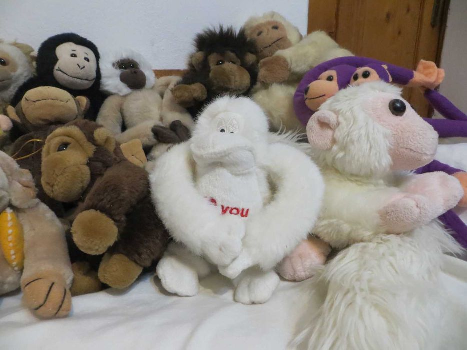 Плюшени маймунки