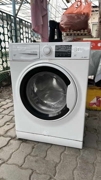 Машинка стиральная