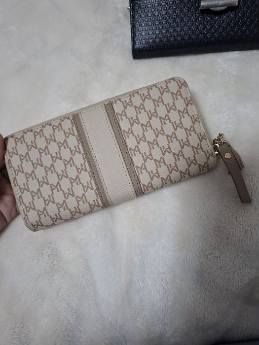 Портмонета в перфектно състояние