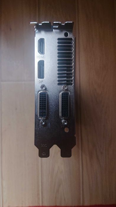 Видеокарта GeForce GTX 960 за части.