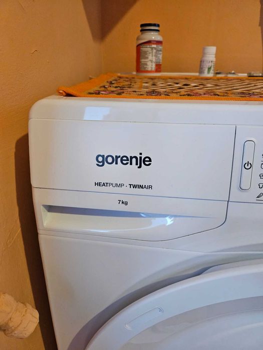 Продавам сушилня Горение, капацитет 7 килограма ,перфектно състояние