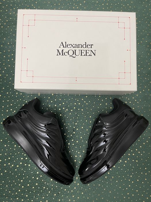 Alexander McQueen Black Lux Gloss