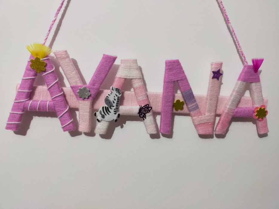 Nume din litere decorative