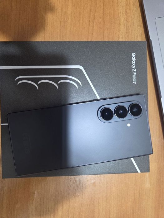 Samsung galaxy Fold 7 512 gbli  Jet Black dual sim