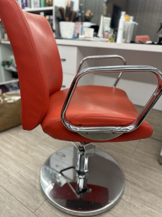 Фризьорски стол-използван