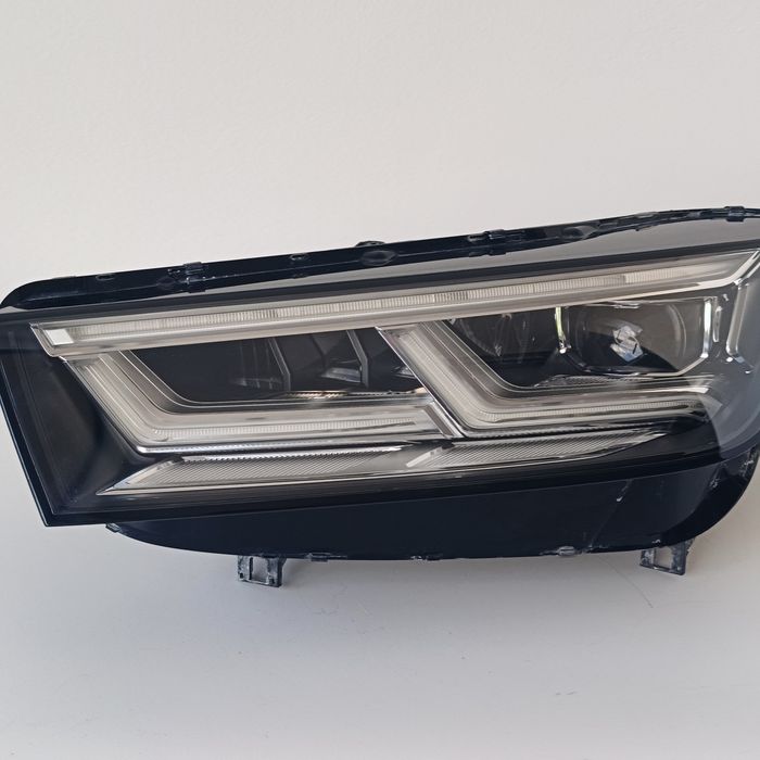 Ляв фар AUDI Q5 80A FULL LED MATRIX , Ляв фар Q5 MATRIX  80A.941.035, 80A941035