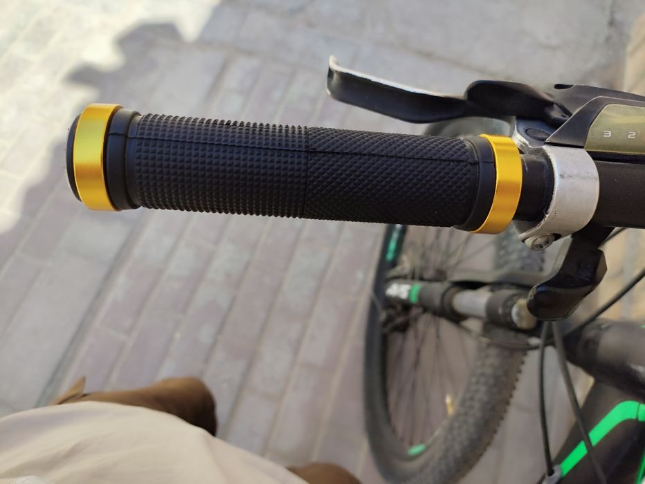 Велосипед горный с подарками