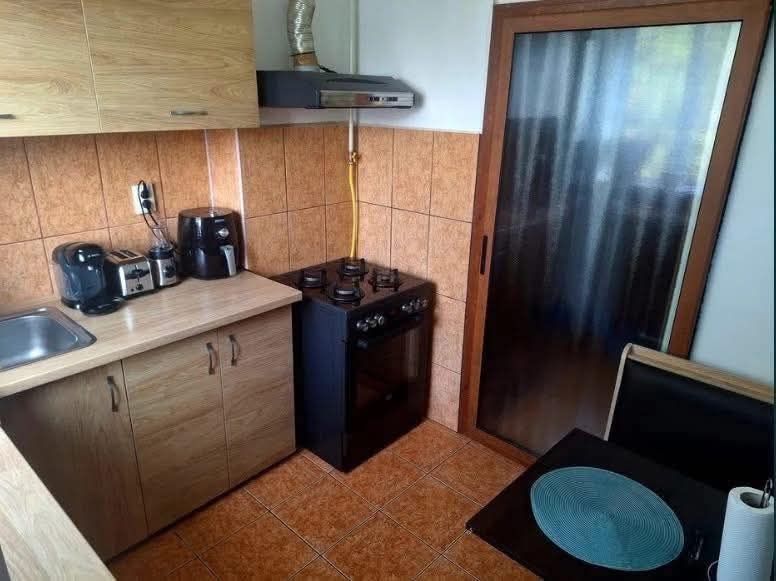 Vând apartament cu 2 camere/ schimb cu casa
