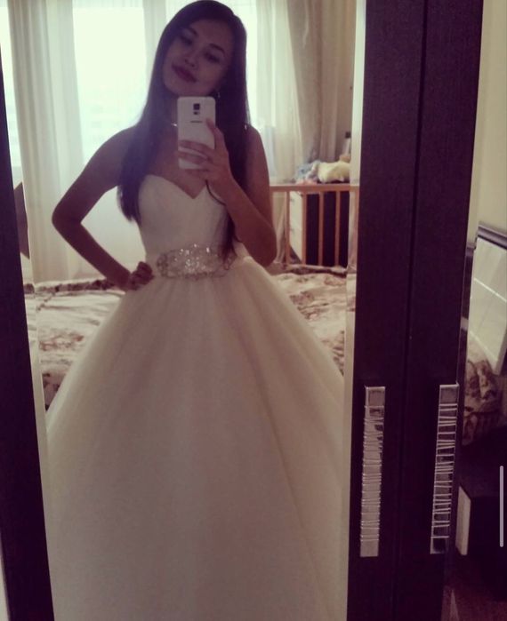 Свадебное платье