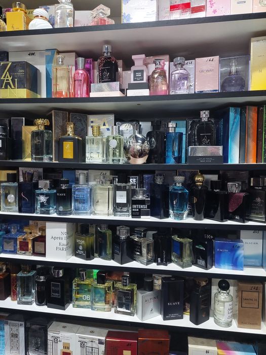 Atirlar Dubay arginallari. Arzon narxlarda. Nalichida bor