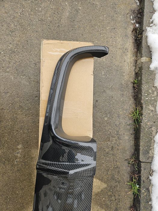 Заден дифузер от карбонови нишки за mercedes w219 CLS63 2007 до 2011