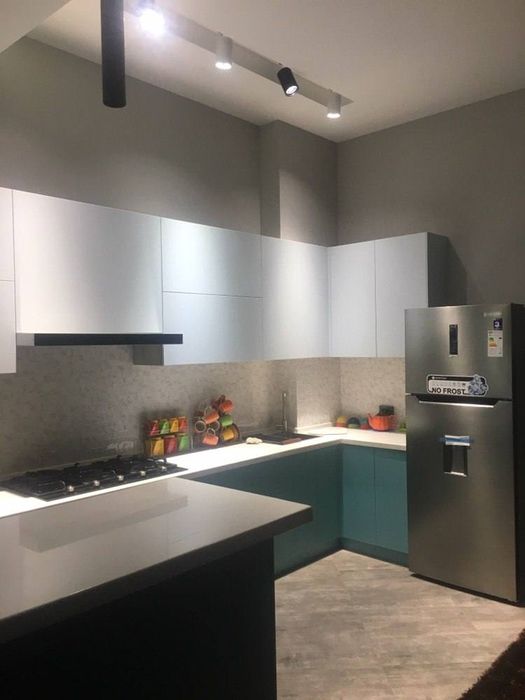 Сдаётся Hi-tech квартира в новостройке ! Парус