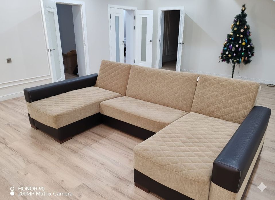 Угловой диван в отличном состоянии