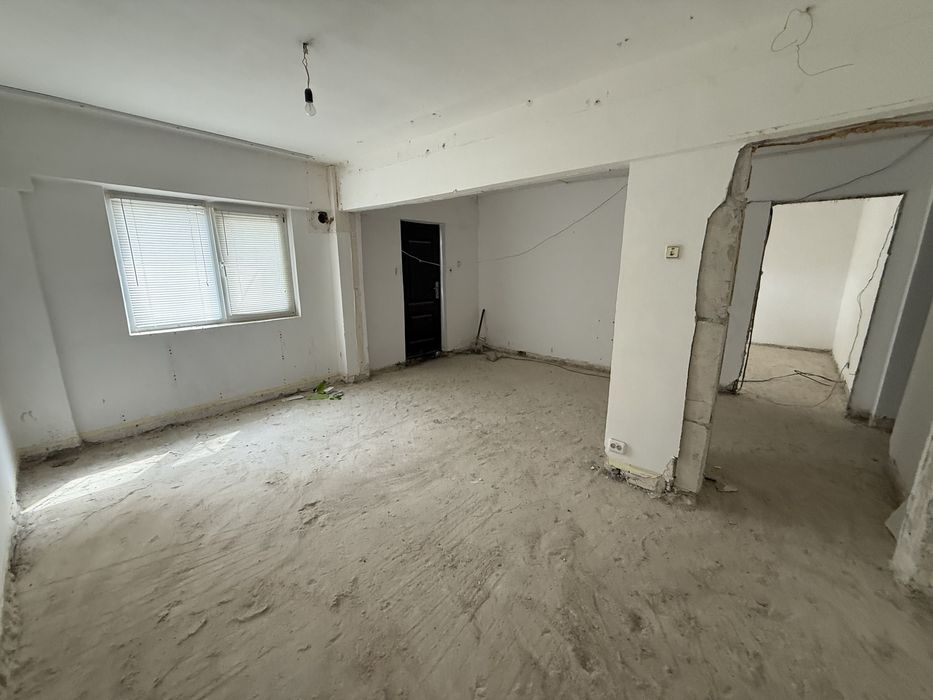 Apartament pater 107 mp