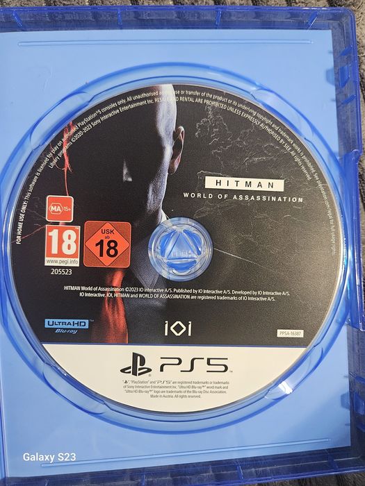 Продавам Hitman 3