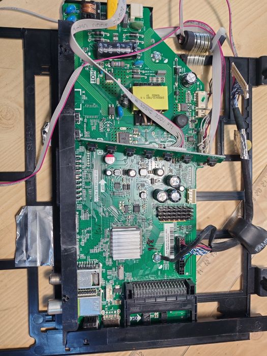 Placa de baza tv Sharp 24 inch