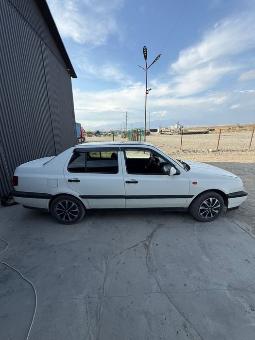 Продам Volkswagen срочно!