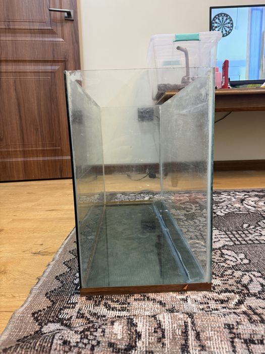 Продам Аквариум б/у