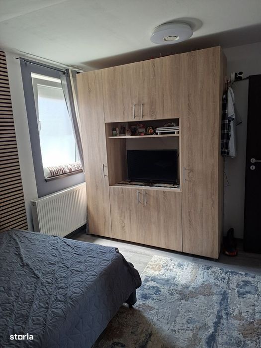 Propietar/Apartament cu 3 camere, curte