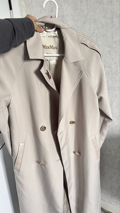 Женский тренч серый Max Mara