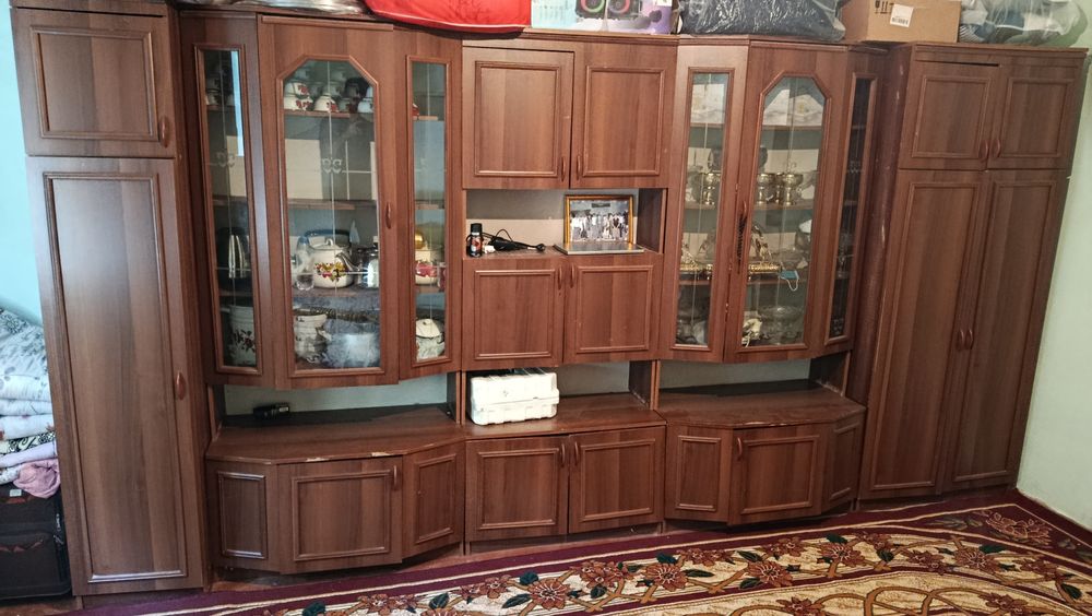Shkaf satiladi Nukus