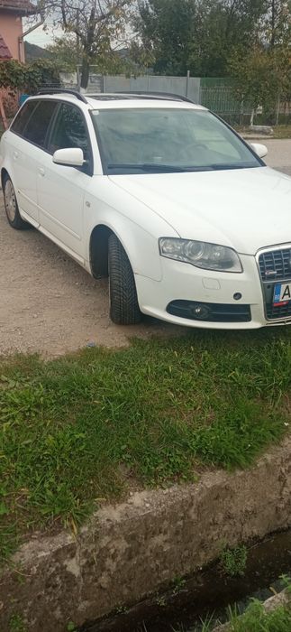 Vând Audi A4 quattro s-line