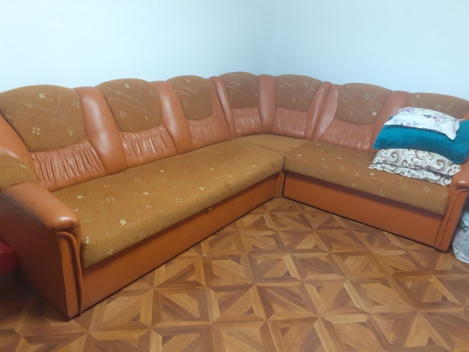 Colțar de vanzare aproape nou, preț telefonic