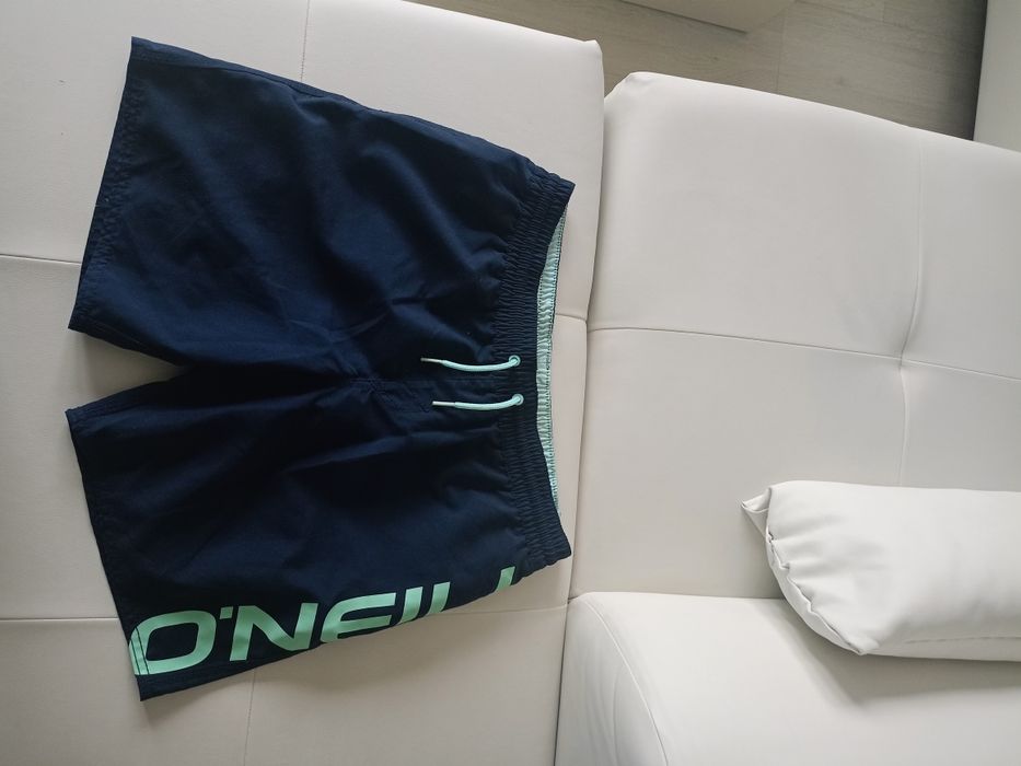 Vând bermude baie O' Neil, bărbătești, produs de calitate superioara m