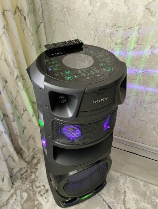 Музыкальный центр SONY MHC-V83D