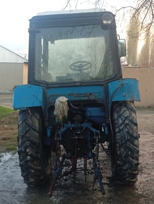 Traktor MTZ 80.1 holati yaxshi narhi 74 million kami bor