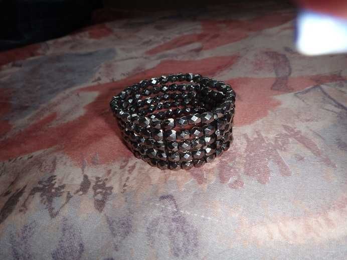 Гривна топчета..