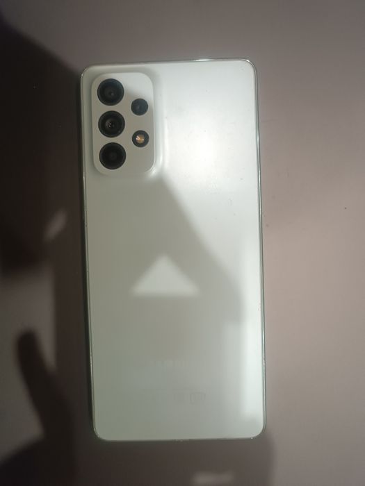 Samsung A73  256гб