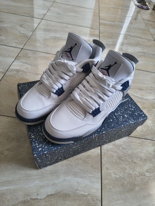 Jordan 4 midnight navy