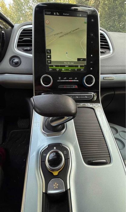 Renault IINITIALE PARIS