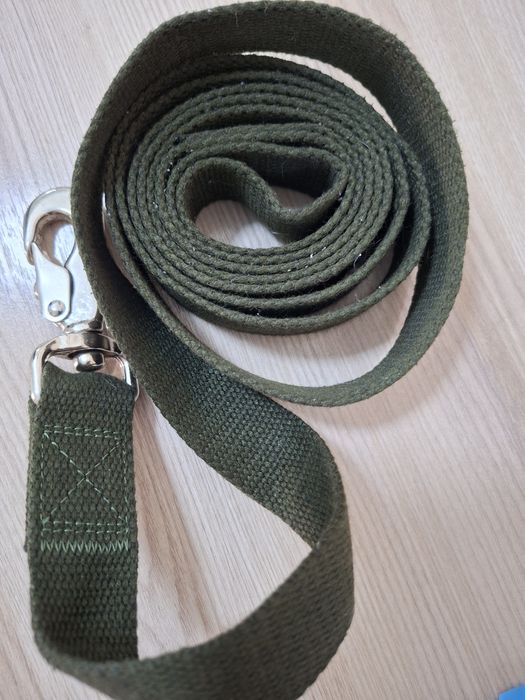 Поводок для собак