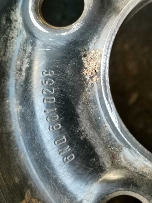 Патерица резервна гума Фолксваген Голф 3/Volkswagen GolfIll 1991--1999