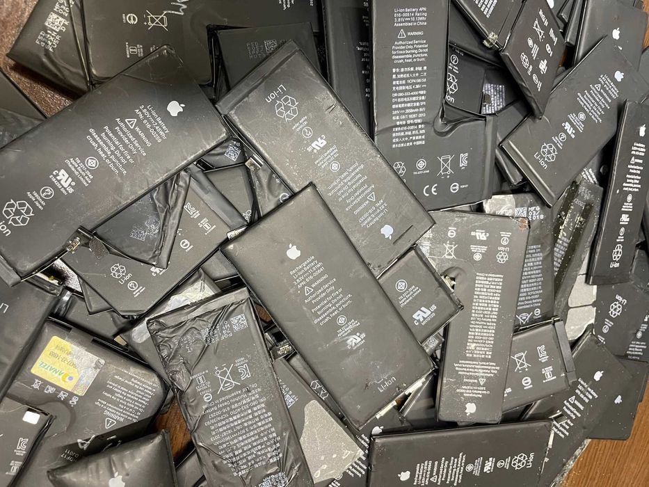 Смяна на батерия за iPhone 11/11 Pro/Max/12/Mini/13/13 Pro Max/14/15