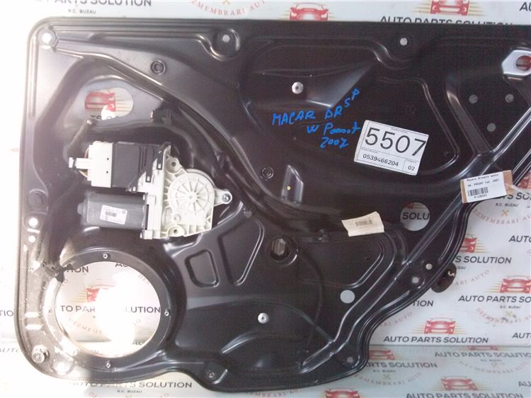 Motoras macara geam dreapta spate vw. passat fab. 2007