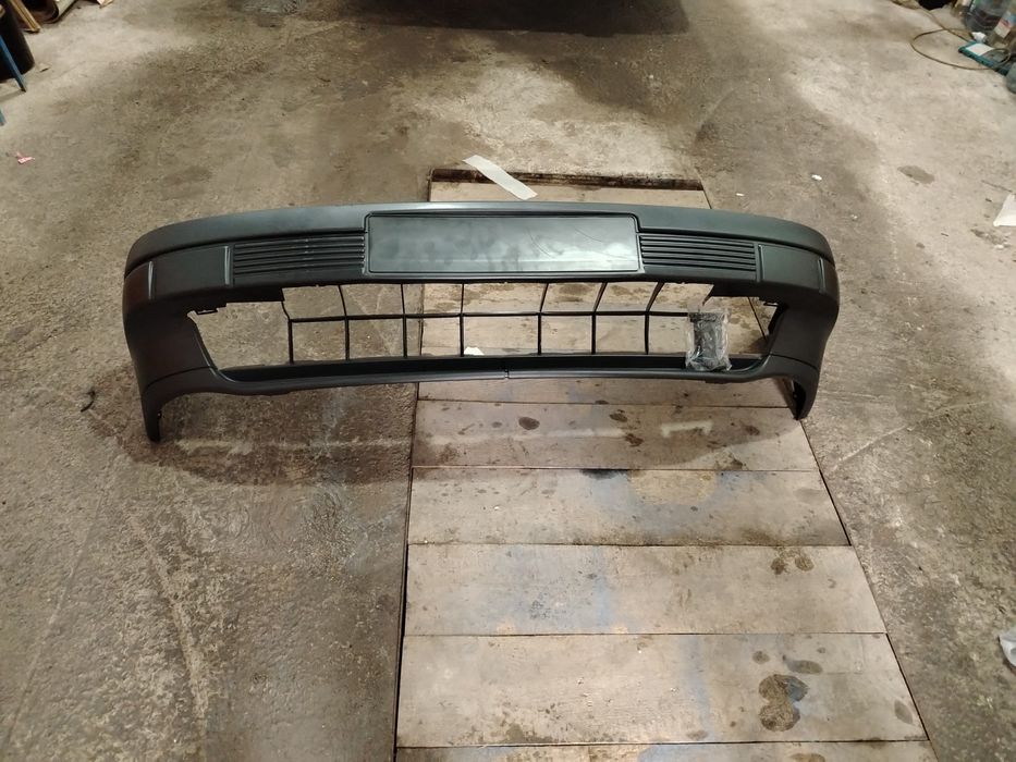 Бампер пассат новый