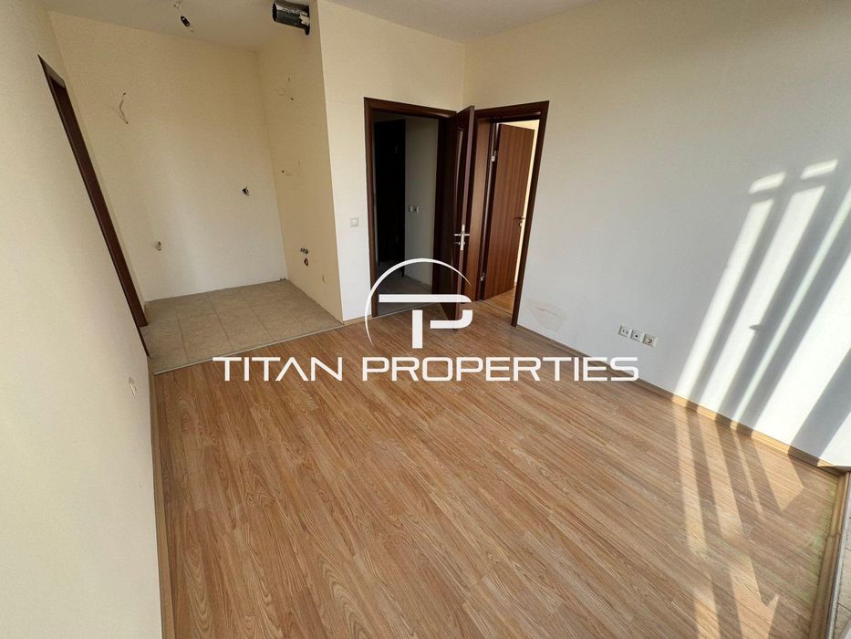 Продава се Тристаен апартамент в Поморие - 92 кв.м за 575 €/кв.м - Снимка #6