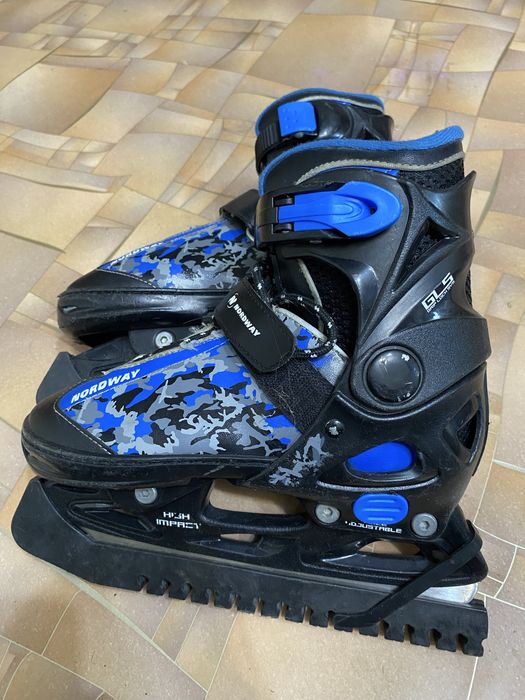 Продаю коньки детские