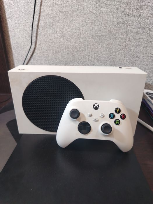 Игровая приставка XBOX Series S 512gb