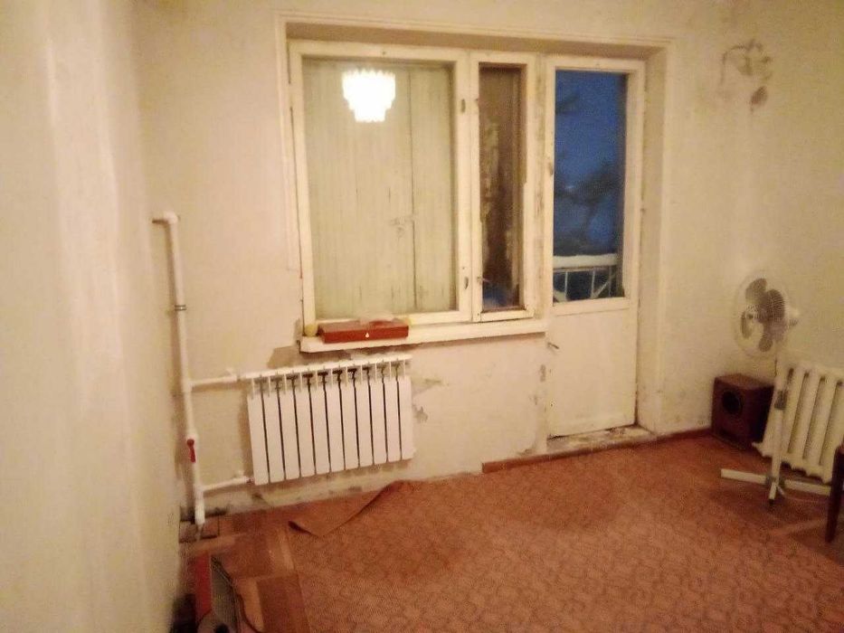 Продается квартира в Чирчике 3м районе в 24 доме