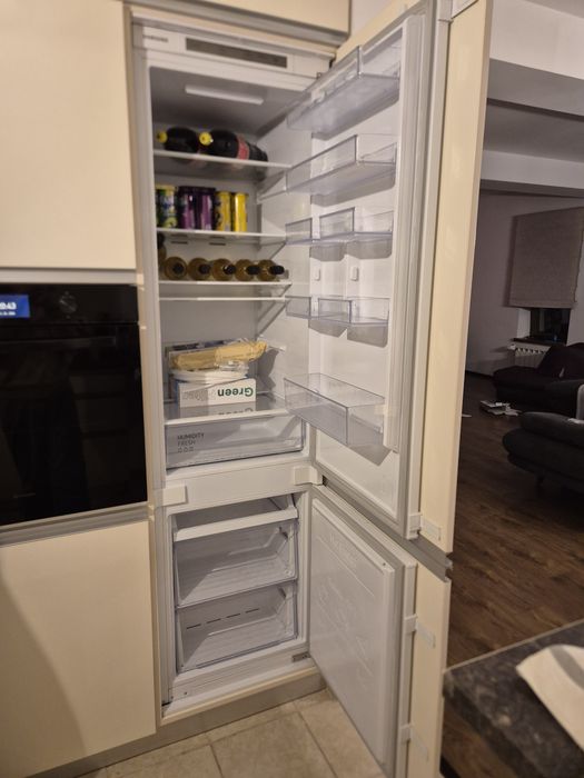 Frigider Samsung incorporabil