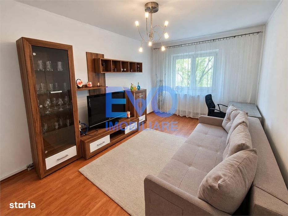 De inchiriat , apartament cu 3 camere Nicolina 1 Pet friendly