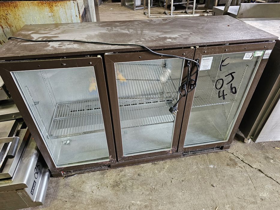 Подбарови хладwilliams,маси 3врати 1300лв,