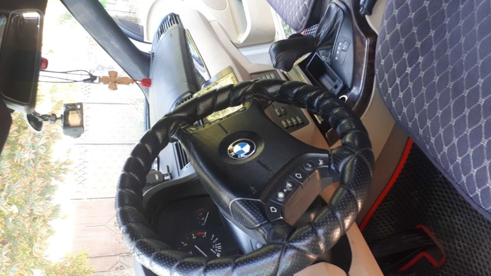 Продается БМВ Х5 2001г