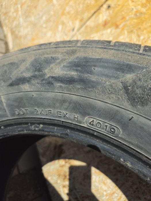 продам шины б/у.