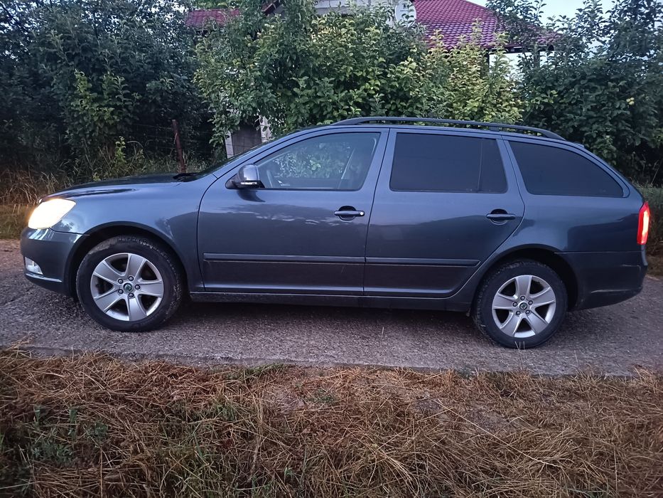 SKODA Octavia 2011 — imagine 5