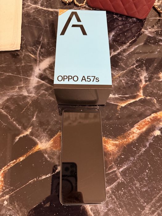 Мобильный телефон Oppo A57s